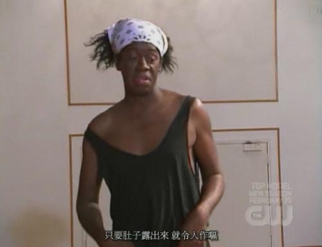 只要肚子露出來　就令人作嘔