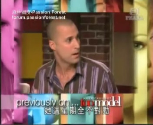 她這星期全不對勁