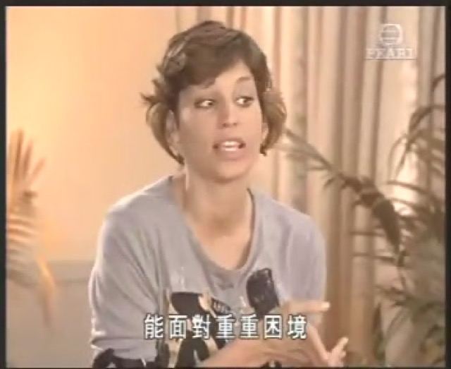 能面對重重困境