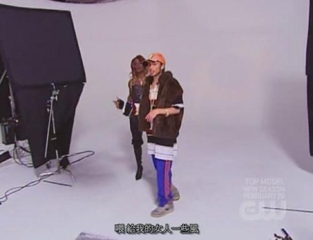 喂　給我的女人一些風