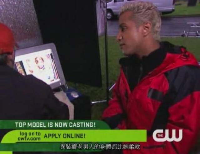 異裝癖老男人的身體都比她柔軟