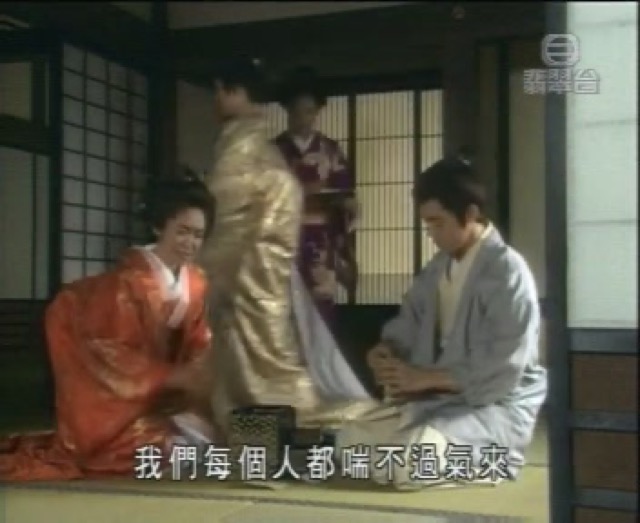 我們每個人都喘不過氣來