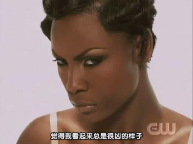 覺得我看起來總是很兇的樣子