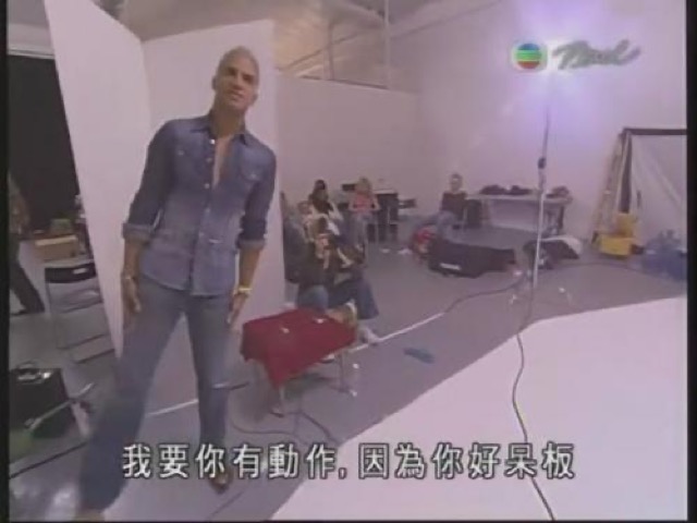 我要你有動作，因為你好呆板