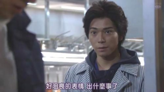 好沮喪的表情　出什麼事了