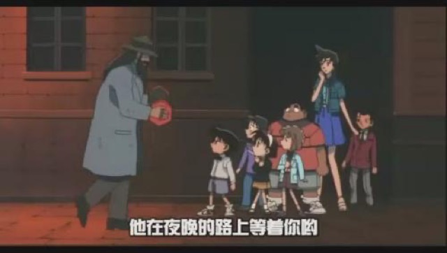 他在夜晚的路上等著你喲