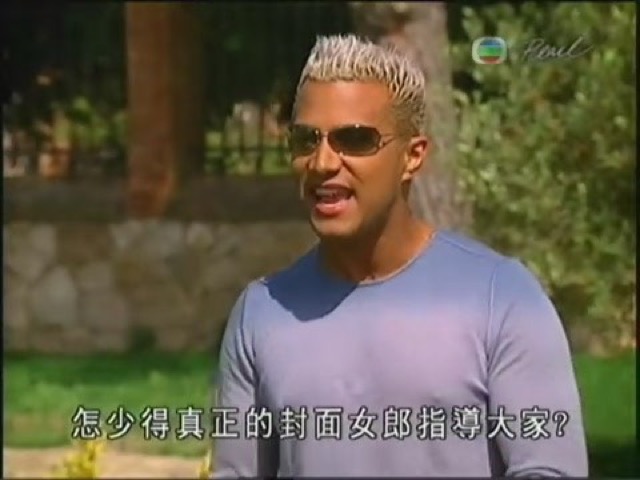 怎少得真正的封面女郎指導大家？