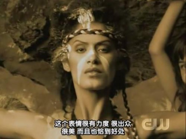 這個表情很有力度　很出眾　很美　而且也恰到好處