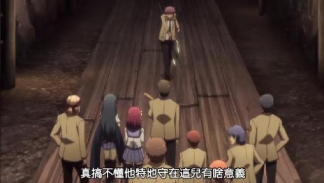 真搞不懂　他特地守在這兒有啥意義