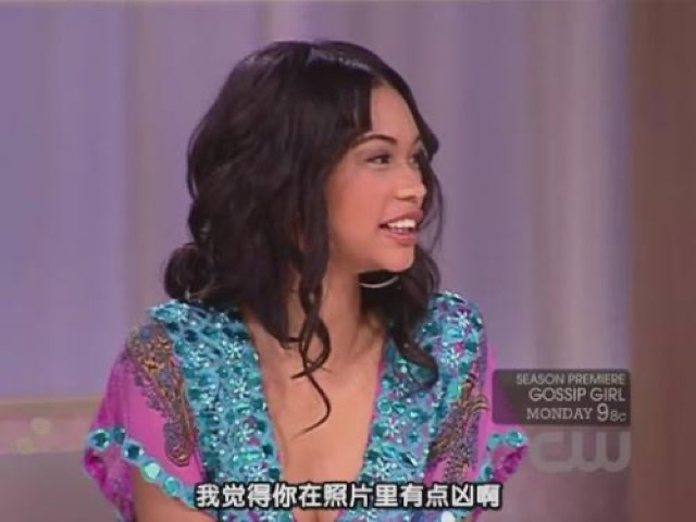 我覺得你在照片裡有點凶啊