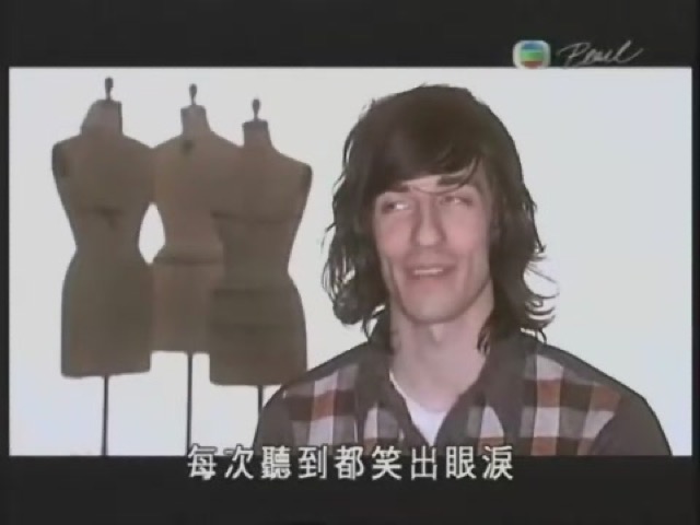 每次聽到都笑出眼淚